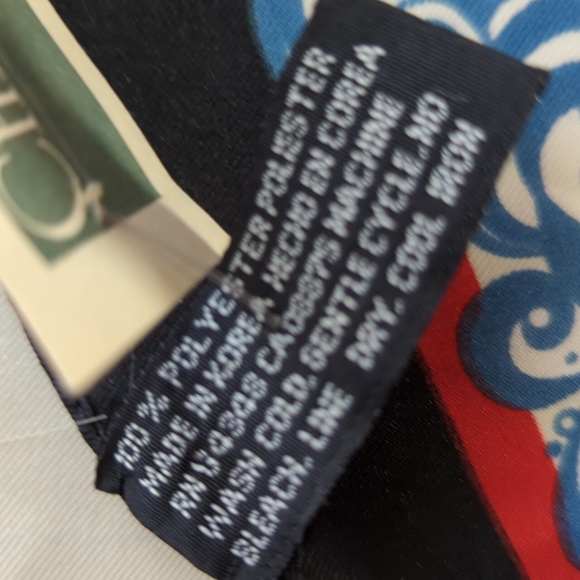 Nwt scarf - Picture 5 of 6